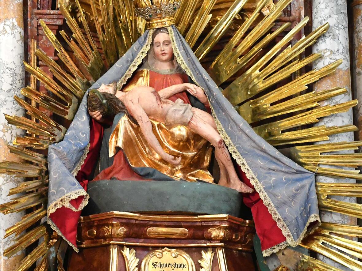 Die Schmerzensmutter wird in Vilgertshofen seit mehr als vierhundert Jahren verehrt (Foto: Ulrich Bobinger / pba).