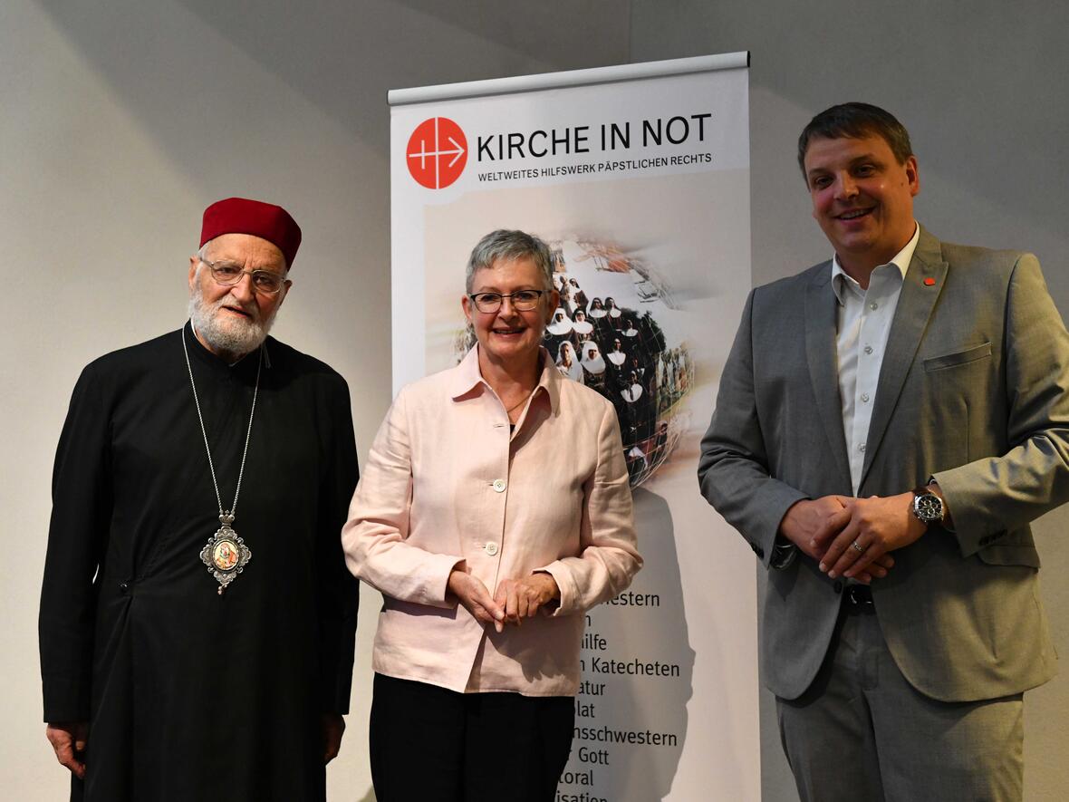 mehr-fuereinander-und-miteinander4140591