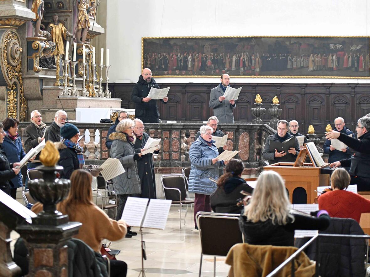 bischof-bertram-beschwoert-teamgeist-in-der-kirche4185618