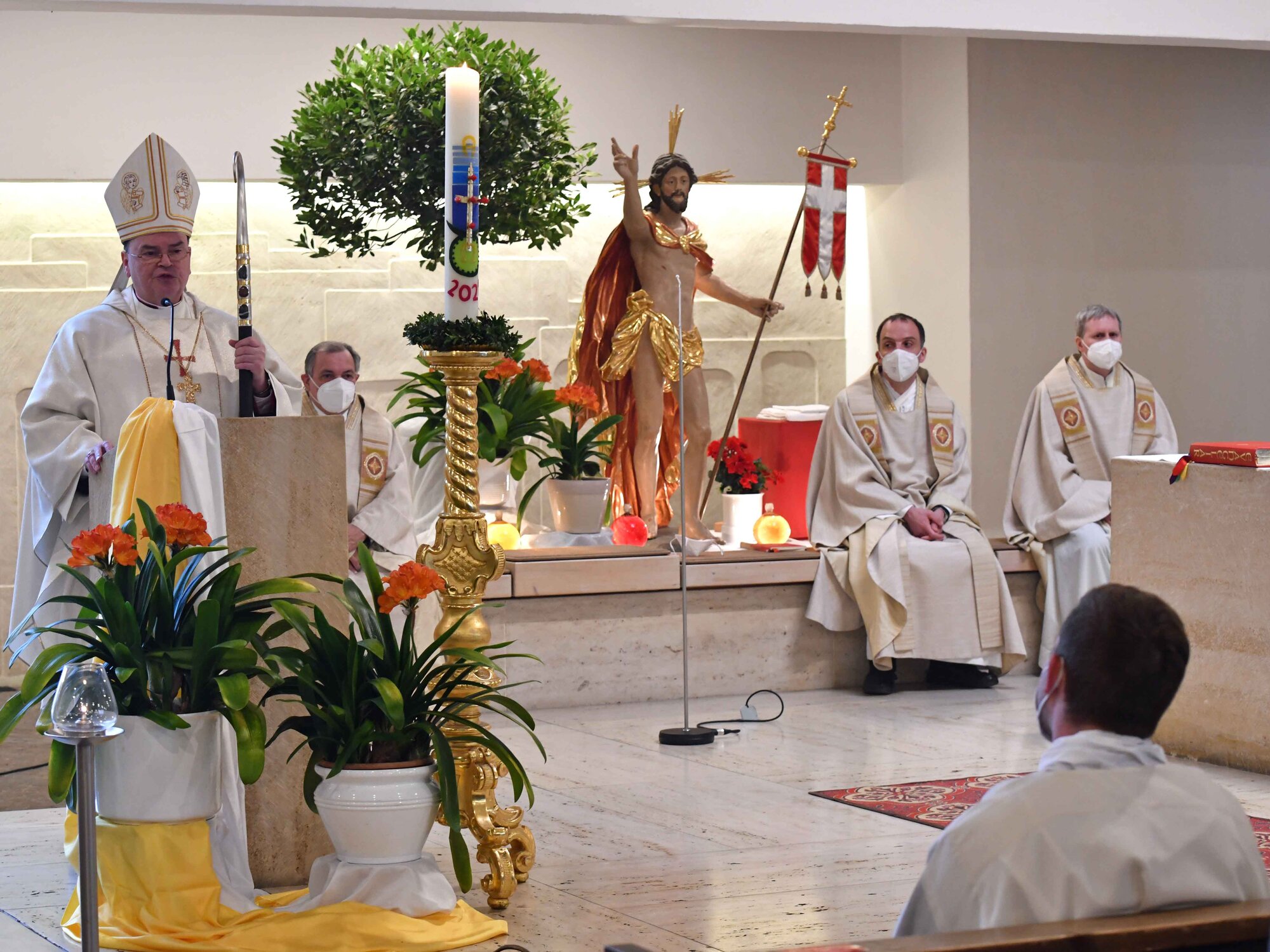 Diakonenweihe Br. Anton Wölfl in Dinkelscherben (Foto Nicolas Schnall pba) 6