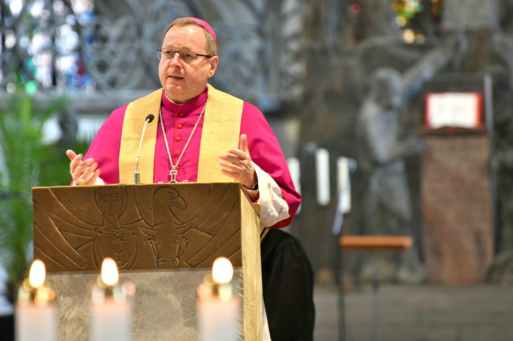 Eröffnungsgottesdienst der Woche für das Leben 2021 in Augsburg_Predigt Bischof Georg Bätzing (Foto Nicolas Schnall pba) 3