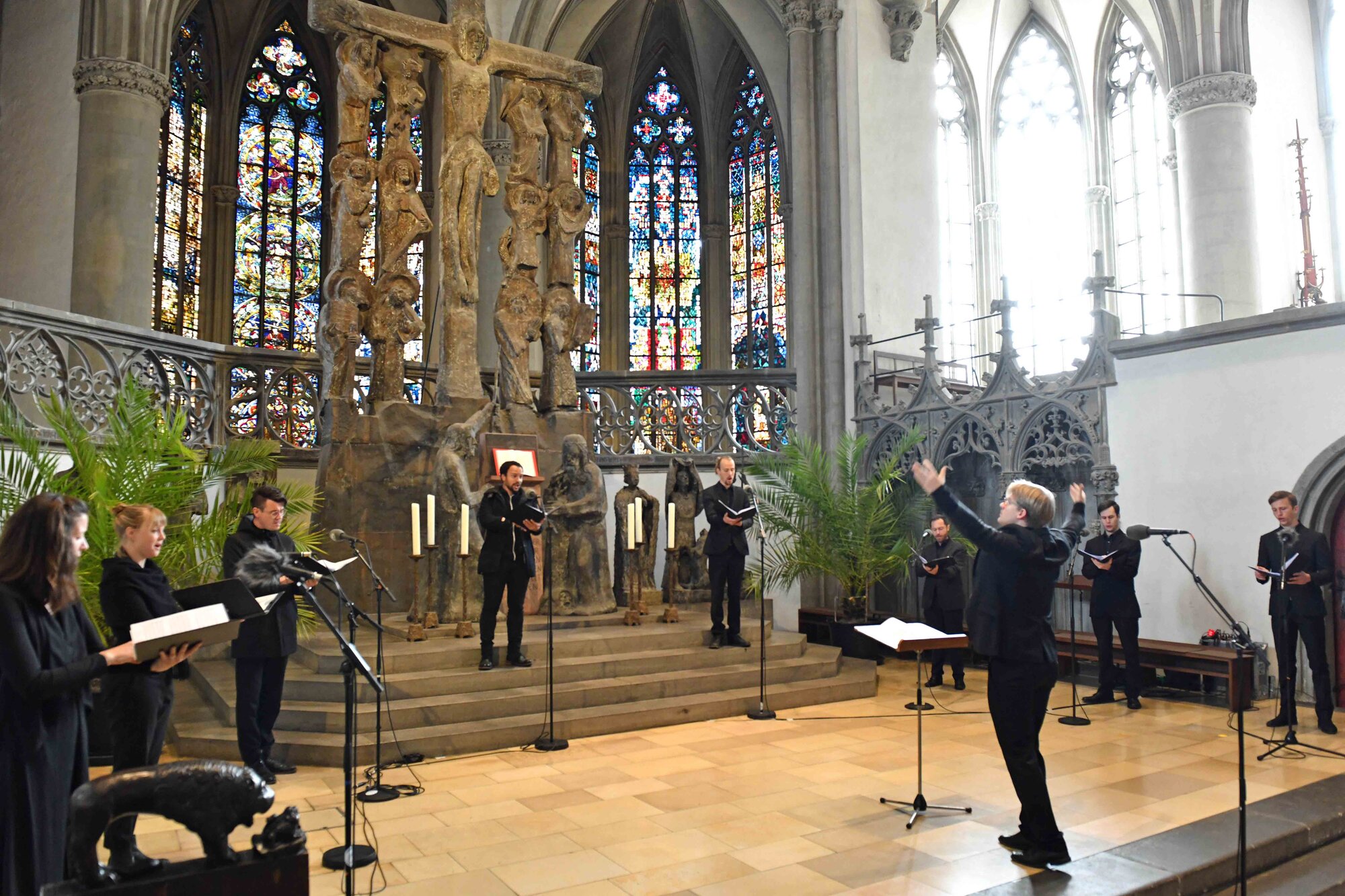 Eröffnungsgottesdienst der Woche für das Leben 2021 in Augsburg_AUXantiqua unter der Leitung von Domkapellmeister Steinemann (Foto Nicolas Schnall pba) 1
