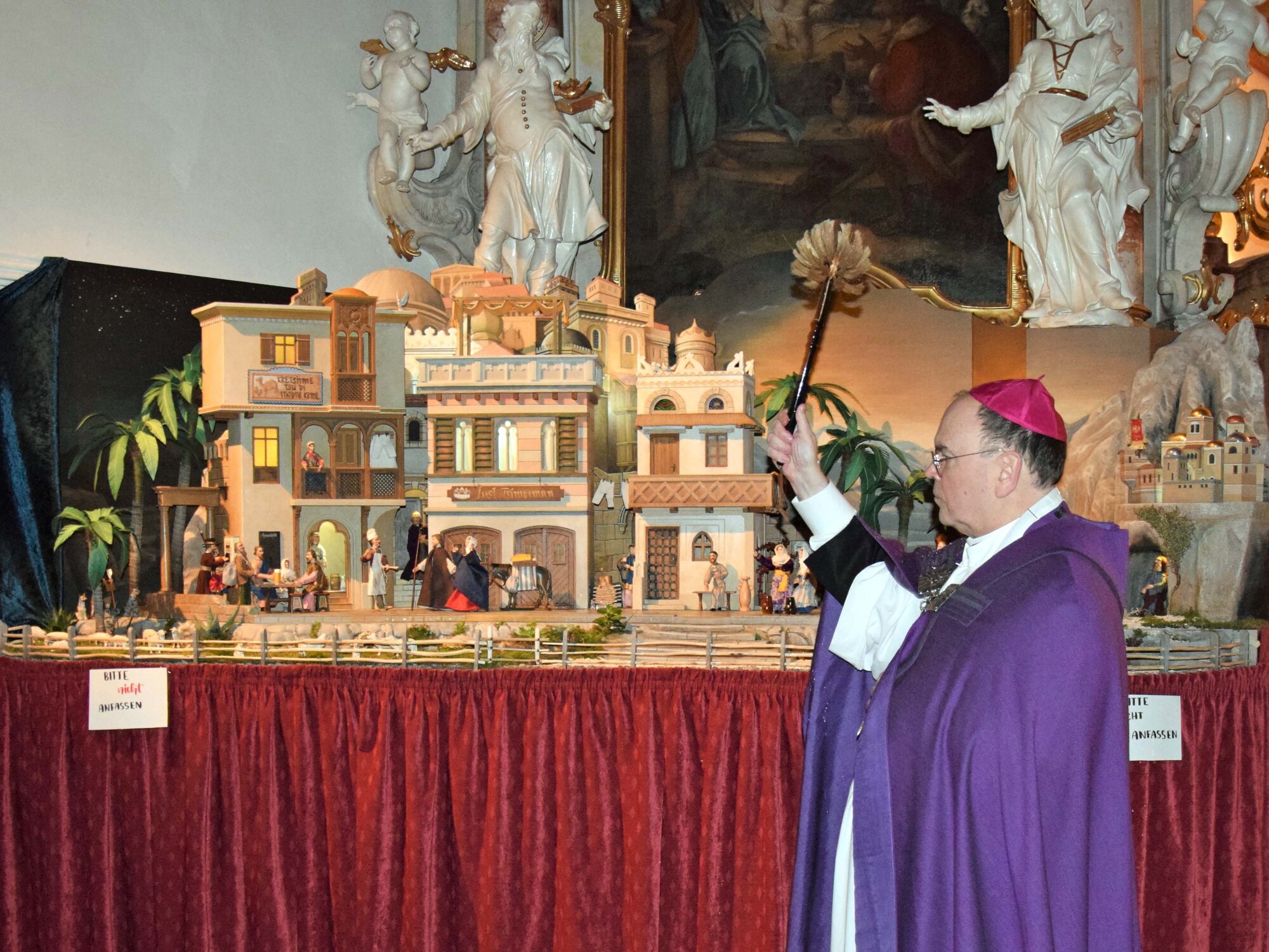 Segnung der Reicholzrieder Krippe (Foto Verspohl-Nitsche_pdke)