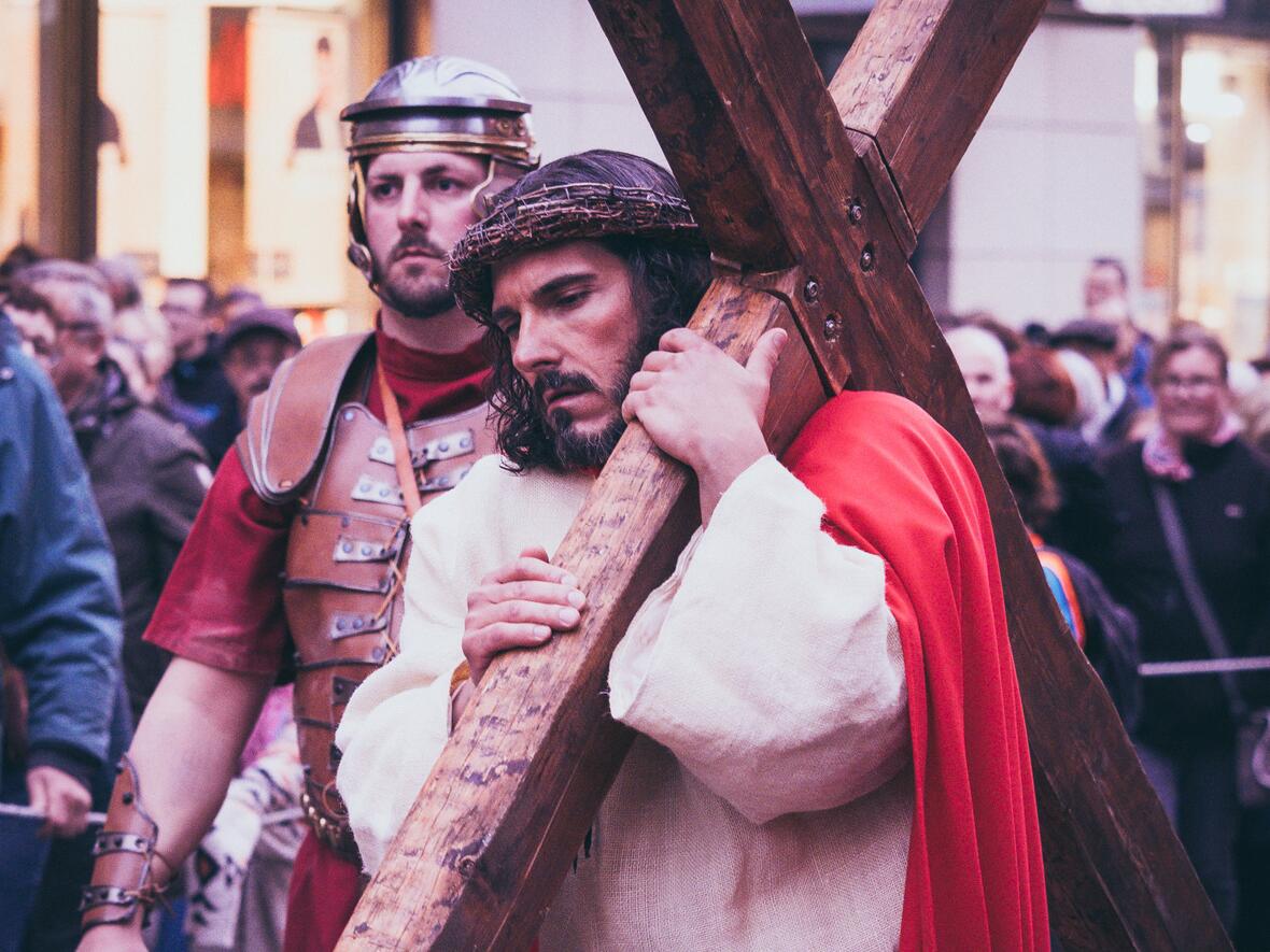 Lebendiger Kreuzweg in Ulm und Neu-Ulm (Archivfoto: Jürgen Pichler)