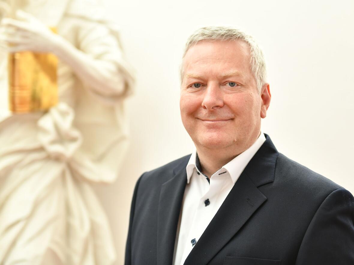 Herbert Kramert (52) aus Ruderatshofen empfängt am 7. Mai die Diakonenweihe in der Augsburger Ulrichsbasilika (Foto: Julian Schmidt / pba)