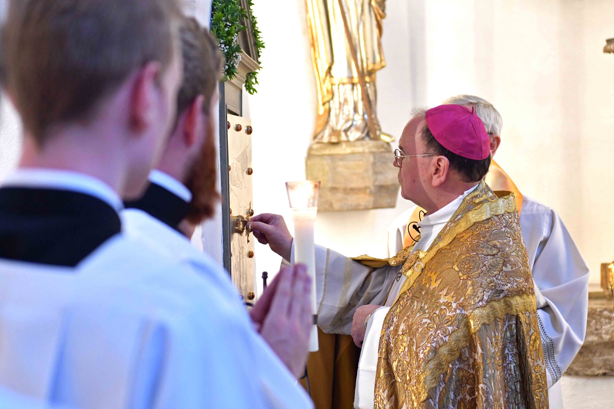 Eine Krone für die Knotenlöserin (Foto Nicolas Schnall pba) 5