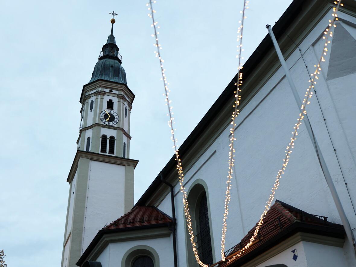Auch die barocke Pfarrkirche St. Michael war besonders geschmückt.