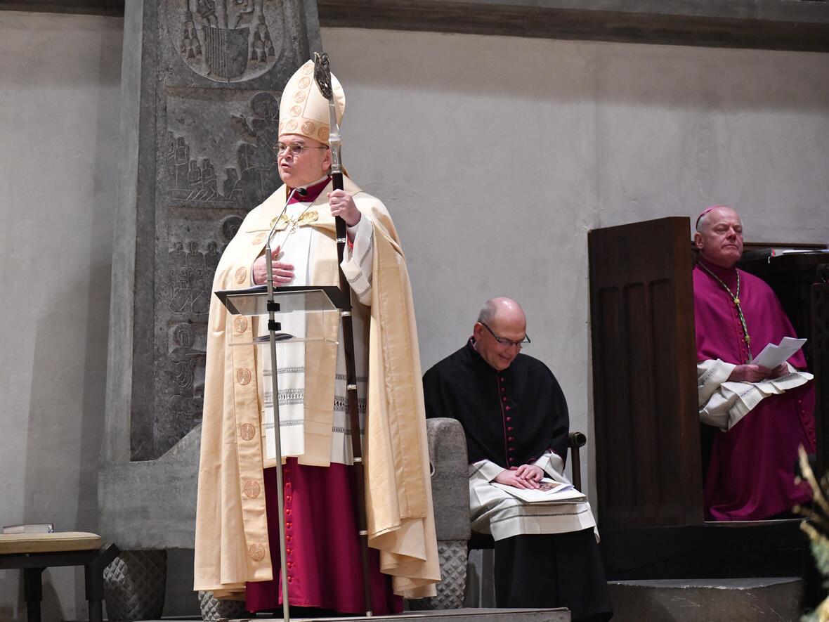 Jahresschlusspredigt von Bischof Bertram. (Fotos: Leander Stork / pba)
