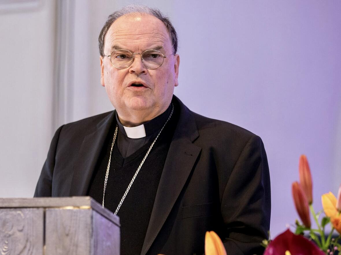 Bischof Bertram sprach heute vor den Mitgliedern der evangelischen Landessynode in München. (Foto: elkb/mck)