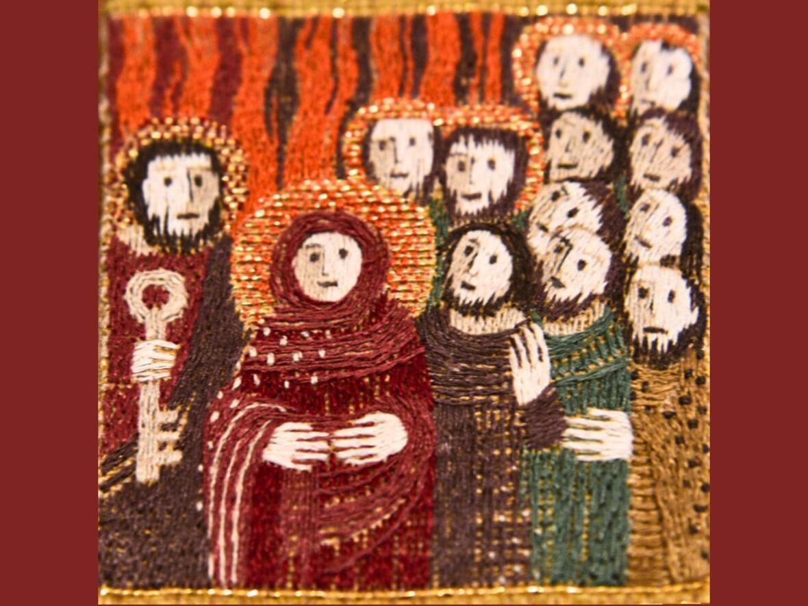 Pfingstereignis auf einer Stola der Kapitelssakristei (Foto: Leander Stork / pba)