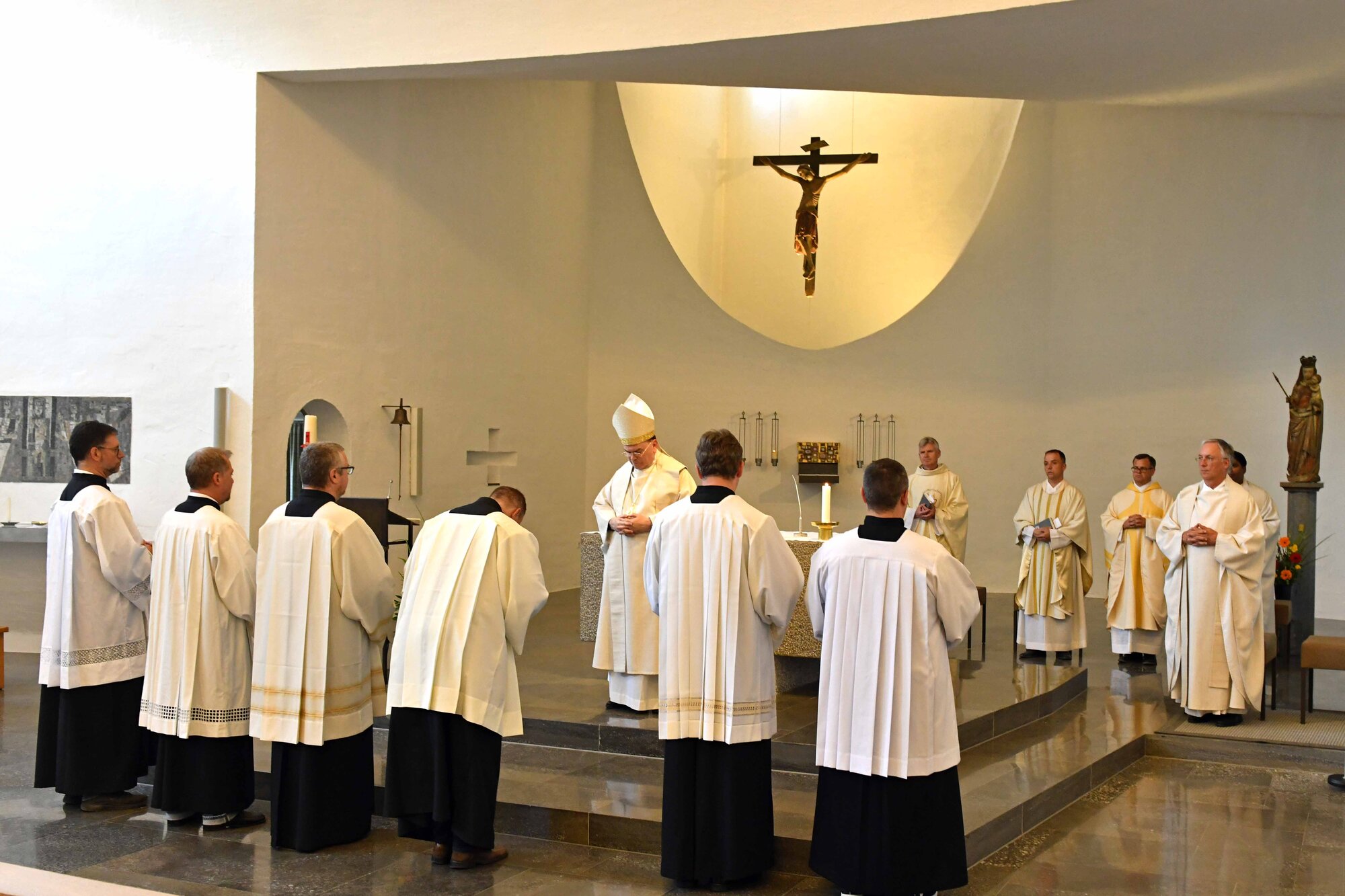 Ständiger Diakonat_Übertragung der Dienste Lektorat und Akolythat (Foto Nicolas Schnall pba) 3