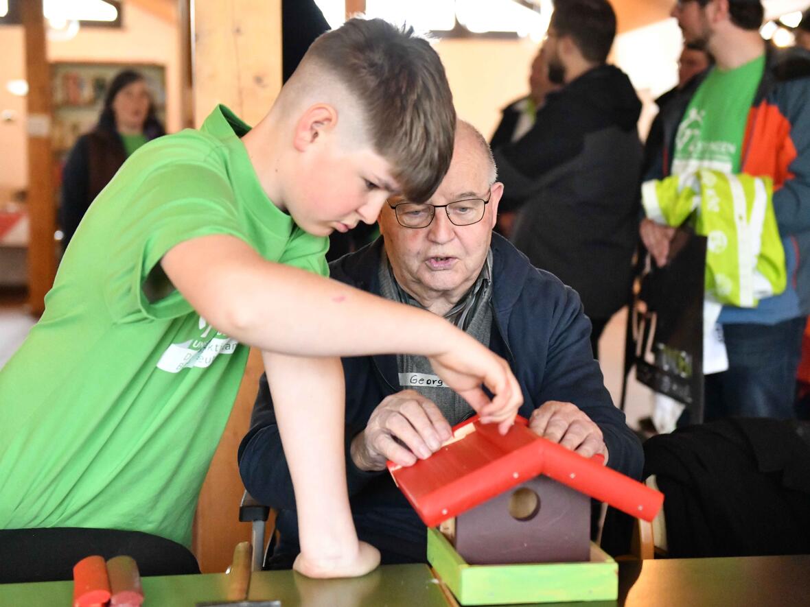 Voneinander lernen und miteinander Dinge umsetzen: beim Projekt der Pfarrjugend Haunstetten stand dies ganz im Fokus. (Foto: Maria Rösch / pba)