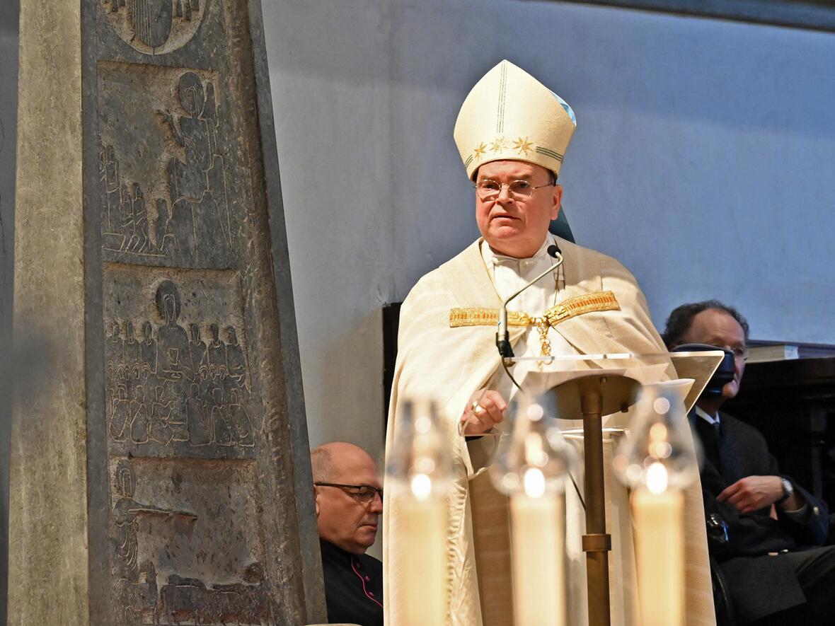 Maria, die Vermittlerin und Hinweisgeberin