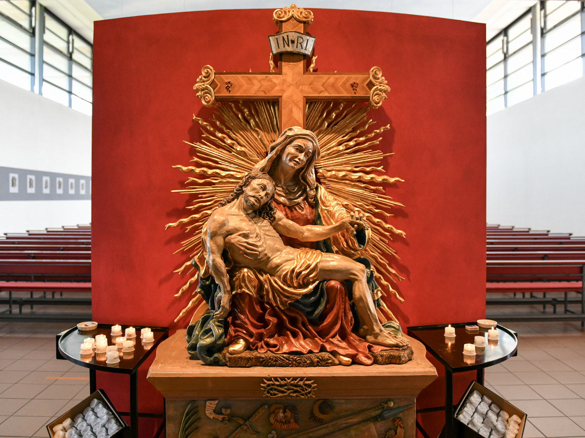 Pietà in der Kirche der Gebetsstätte.