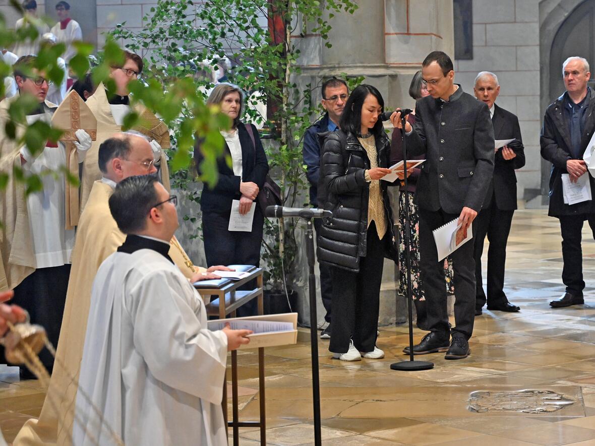 „Keine geballten Fäuste, sondern gefaltete Hände“