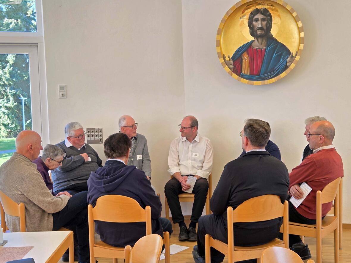 Diakonentag 2025: Die Teilnehmer absolvierten Synodale Übungen. (Fotos: Gerhard Rummel / ASD)